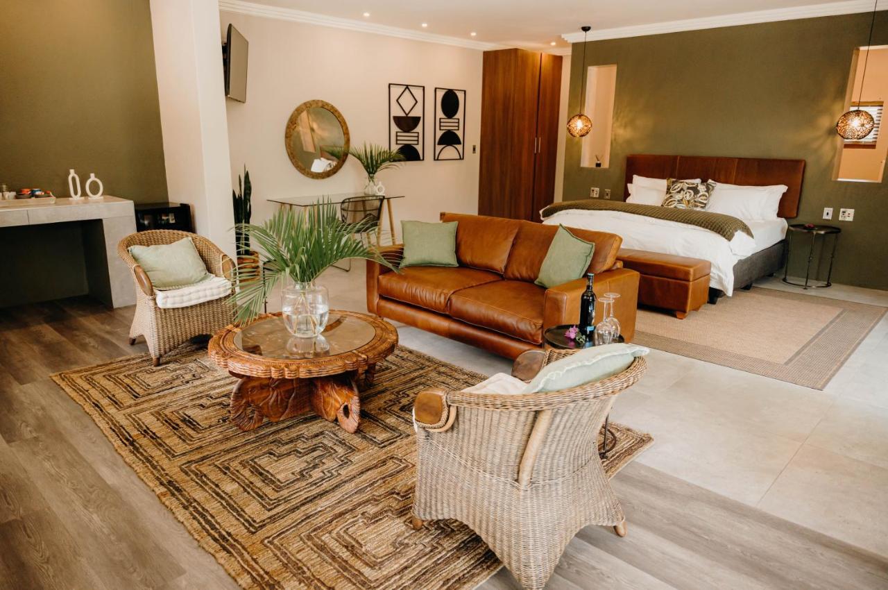 Bambuu Lakeside Lodge Хейзивью Экстерьер фото
